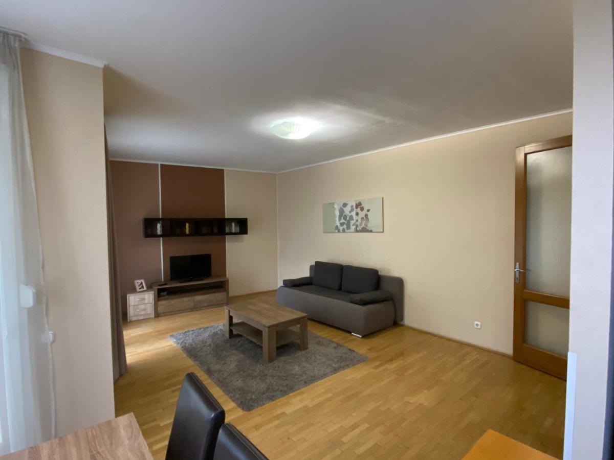 Gozsdu Apartment - Eszterhaz Будапеща Екстериор снимка